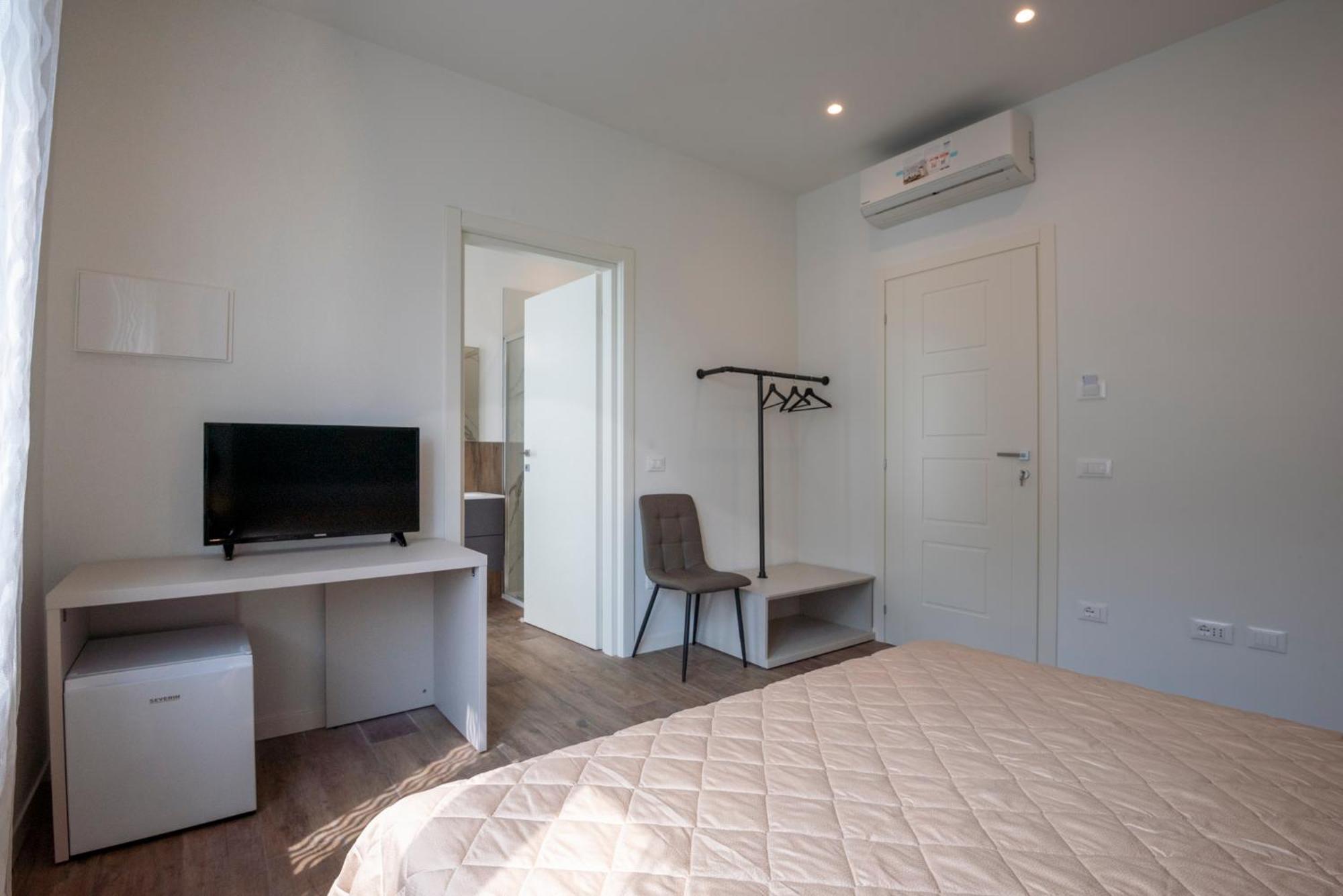 Iarsera Rooms And Apartment Lucca Luaran gambar